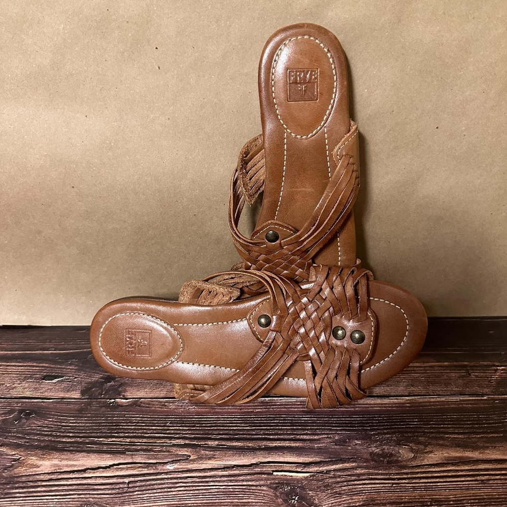 Frye sandals - Picture 2 of 2